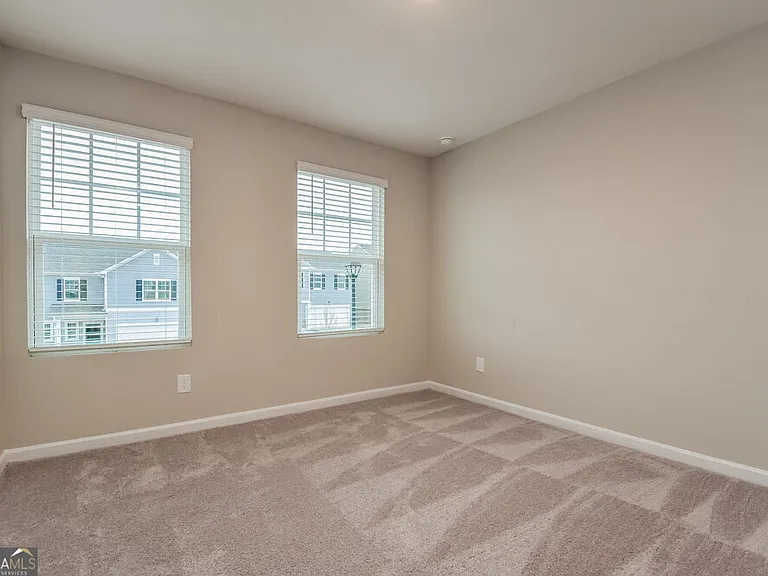 525 Knightsbridge Ln — Photo 14