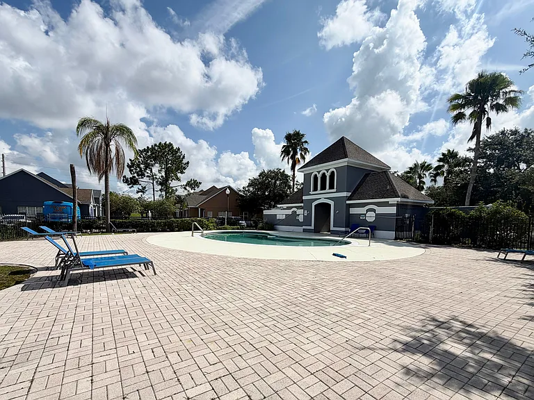 2125 Island Walk Dr — Photo 18