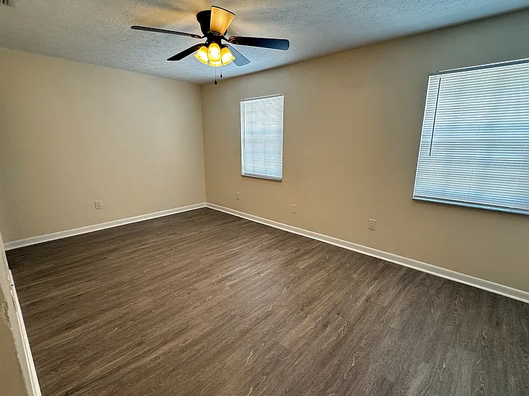606 Ole Plantation Dr — Photo 6