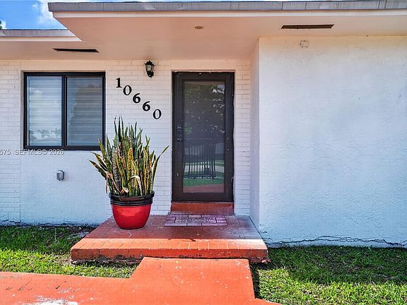 2nd image of 10660 SW 164th St