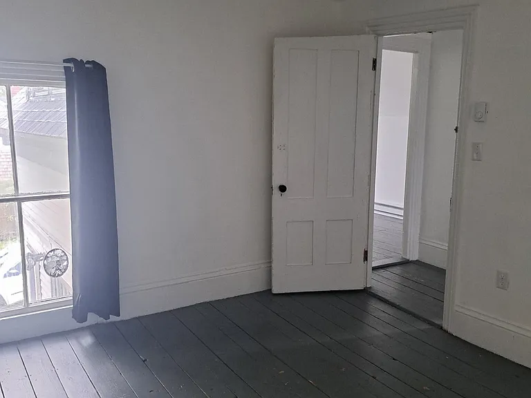 74 Maverick St — Photo 11