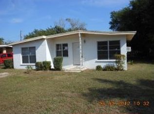 920 26th St E, Palmetto, FL 34221