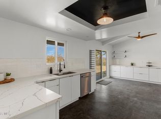 7060 Saddleback Rd, Joshua Tree, CA 92252