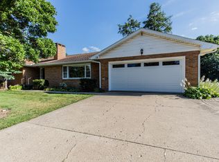 16 W Boyd Ave, Princeton, IL 61356