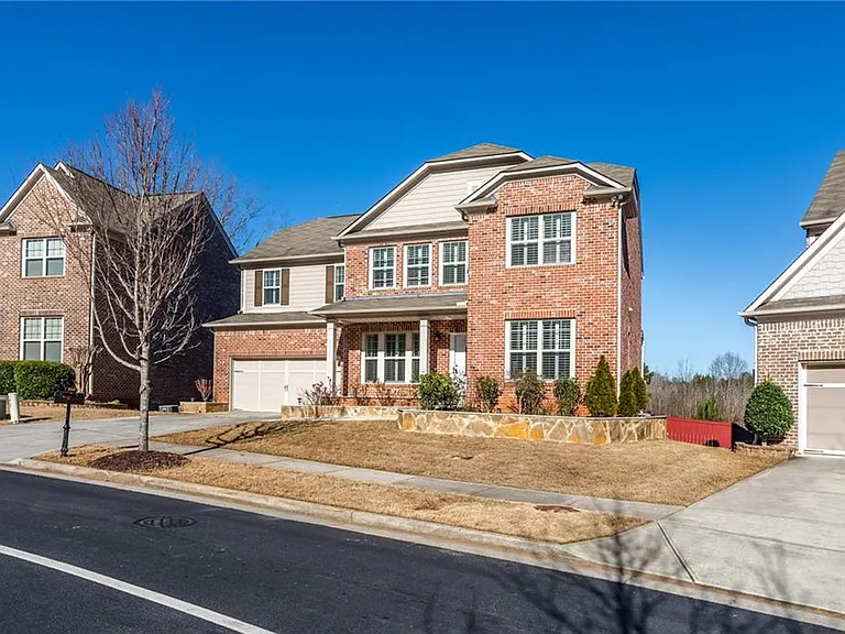 2331 Northmont Pkwy — Photo 3