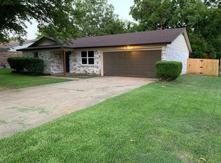 1407 Laurel Ln, Cleburne, TX 76033