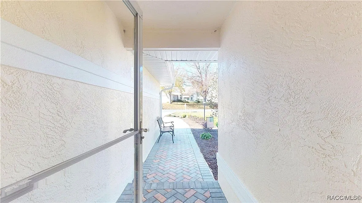 3 bed, 1697 sqft, $1,750 — Photo 4