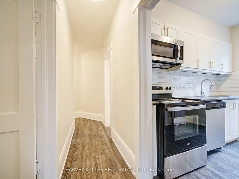 1074 Saint Clair Ave W #4 — Photo 12