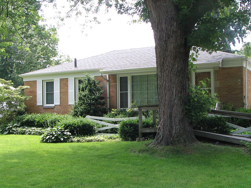 1st image of 37783 Caroline Dr.