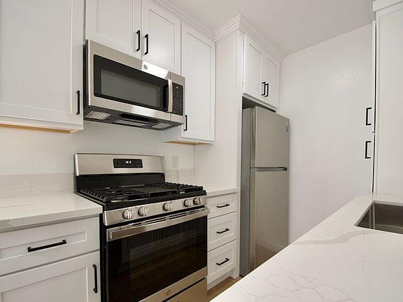 3rd image of 5652 Colfax Ave APT 5
