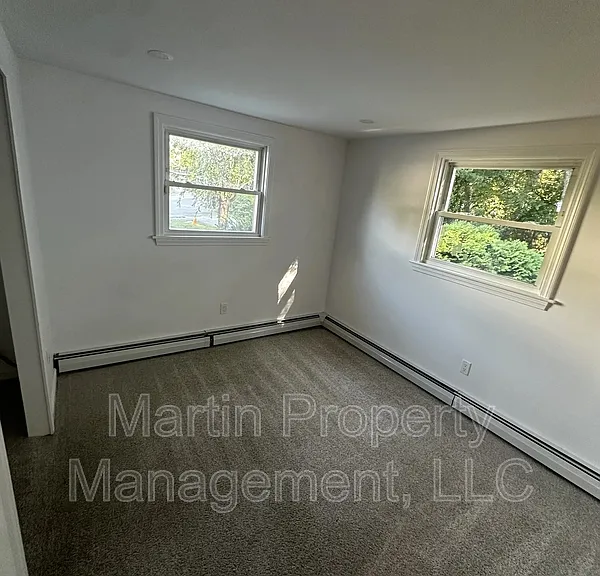 15 Walsh Rd — Photo 5
