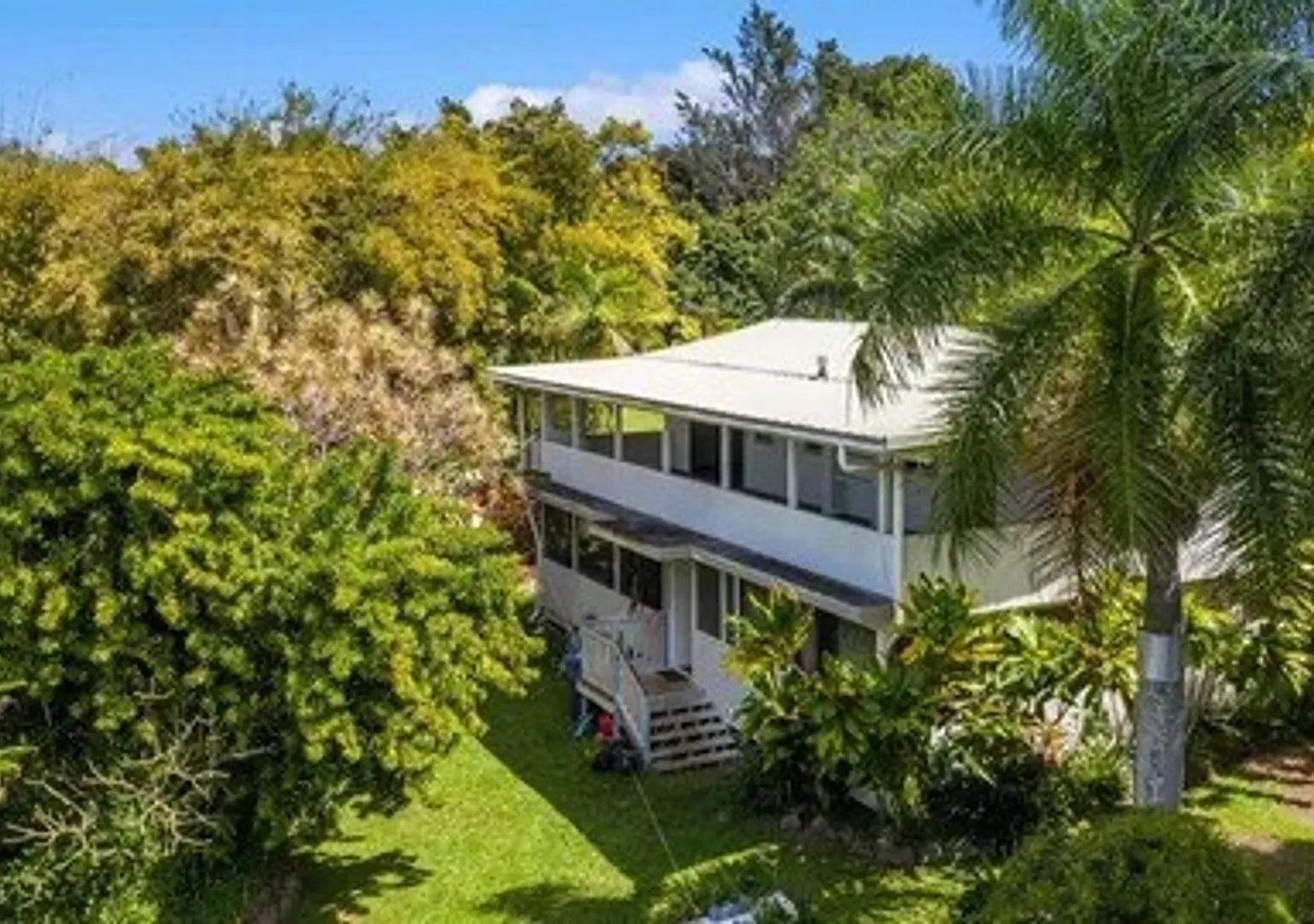 Tropical 3 Bedroom Retreat on Coffee Farm in Kealakekua — Photo 3