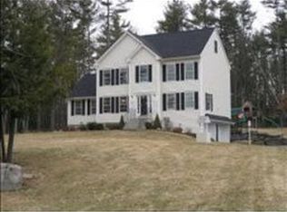 18 Flat Rock Rd, Windham, NH 03087