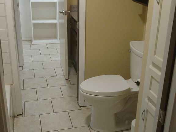 5th image of 2321 Cales Dr