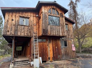 1440 Whitaker Forest Rd, Badger, CA 93603