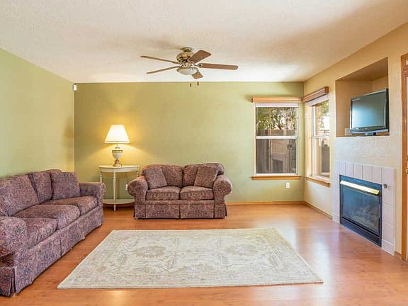 4th image of 8035 Stonybrook Pl NW