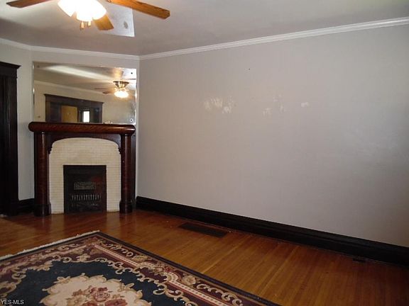 4th image of 721 2nd St