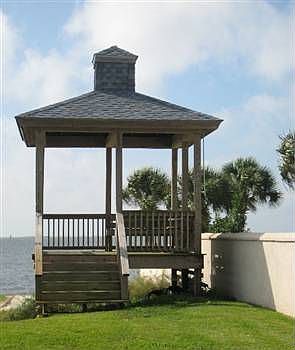 2nd image of 2021 Fountainebleau Ct