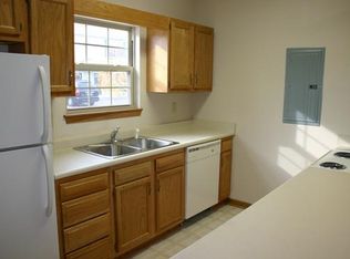 133 N Terrace Ave APT D, Newark, OH 43055