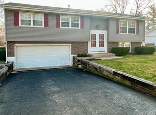 781 S Market St, Knoxville, IL 61448