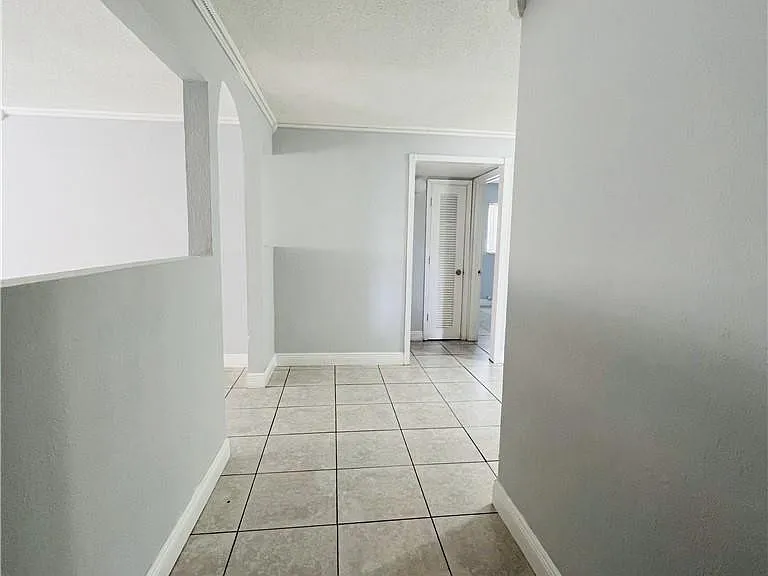 1001 SW 74th Ave #101A — Photo 5