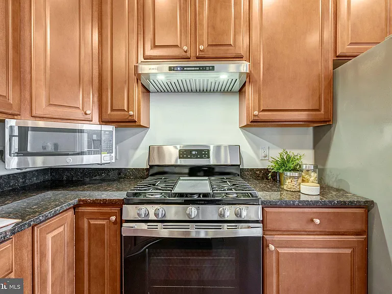 4479 Beacon Grove Cir #B — Photo 16