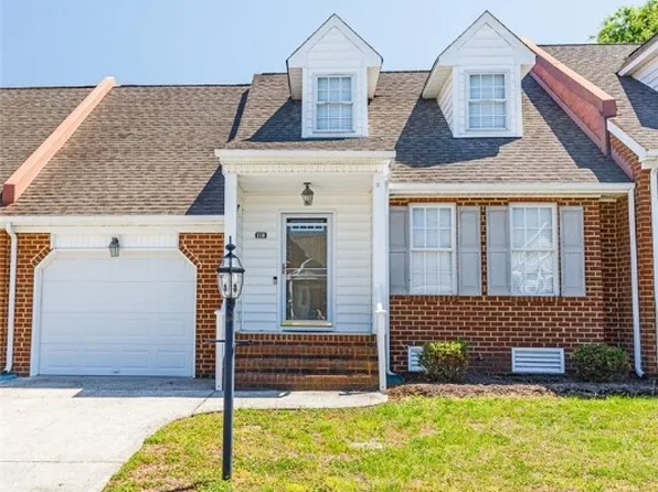 110 Gilcreff Pl, Colonial Heights, VA 23834
