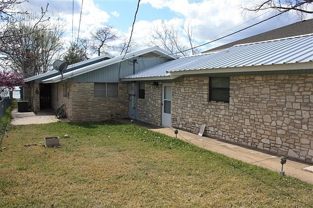 1st image of 328 E Lakeshore Dr