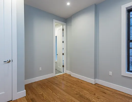 Rented by Nooklyn NYC LLC | media 50