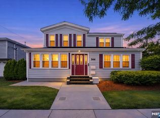 566 2nd St, Carlstadt, NJ 07072