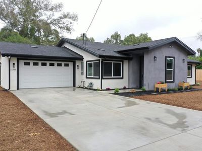 13233 Beechtree St, Lakeside, CA, 92040