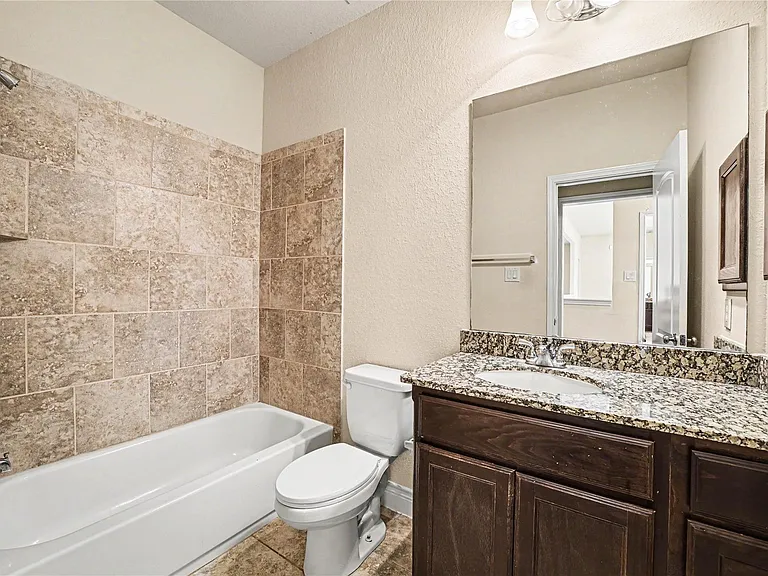 2310 Falcon Brook Dr — Photo 20