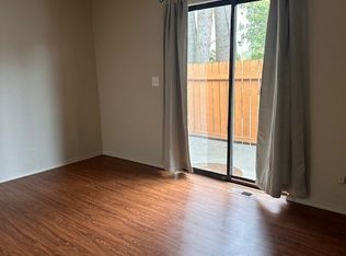 5805 202nd St SW, Lynnwood, WA 98036