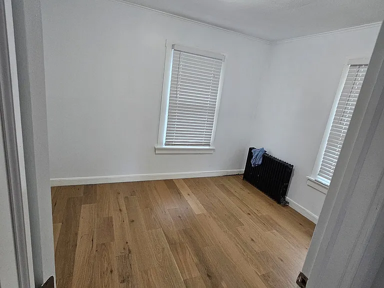 19 Westside Ave — Photo 6