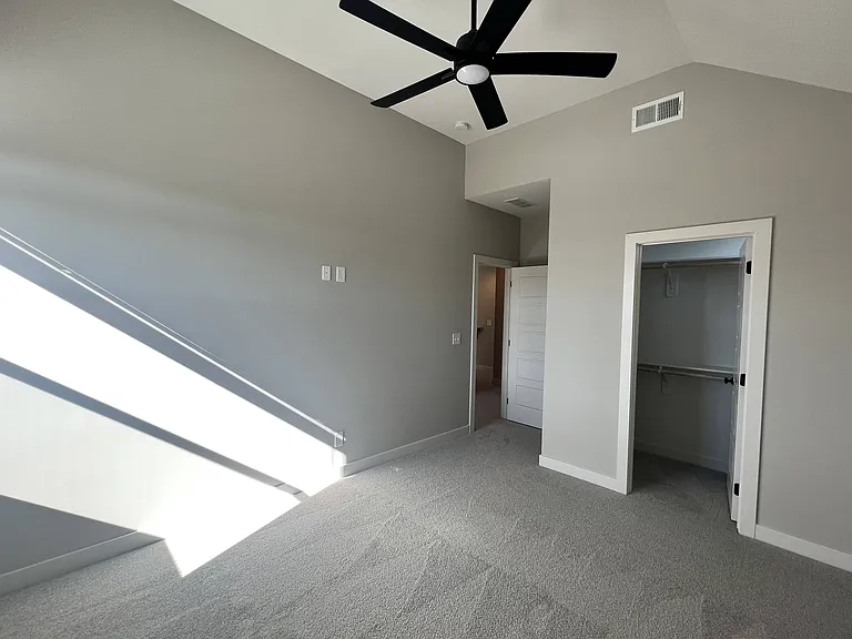 19182 W 109th Pl — Photo 18