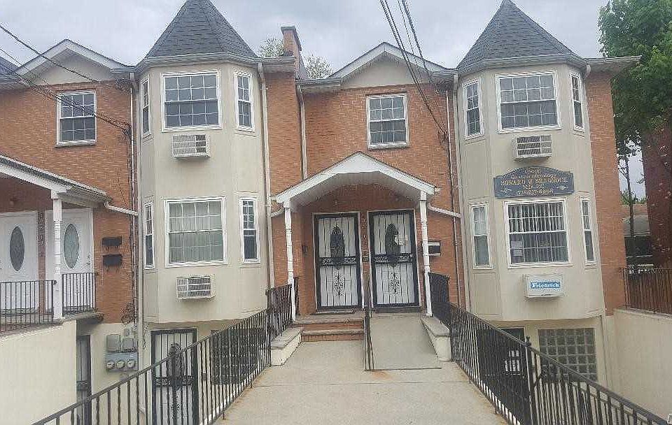 1st image of 196-16 Hillside Ave #2