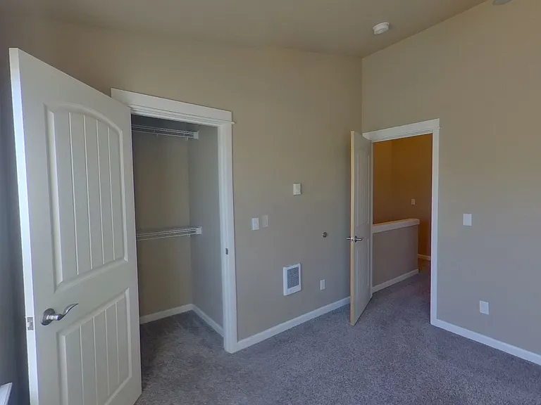 Hilyard Townhomes — Photo 42