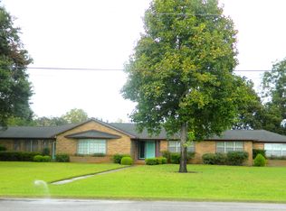 1328 Montezuma St, Columbus, TX 78934