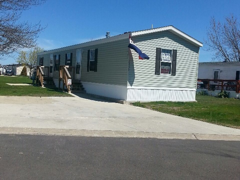 1st image of 3302 Susan Cir S