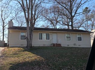 14108 S Hackberry Rd, Chester, VA 23836