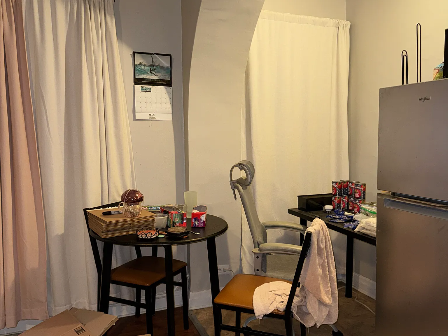 Studio, $1,100 — Photo 2
