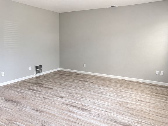 5th image of 2540 Dickerson Rd #10