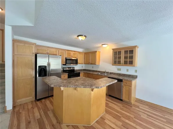 1875 Garden Way, Saint Paul, MN 55119