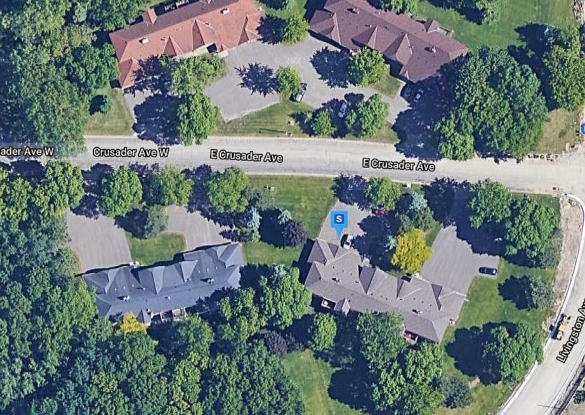 1st image of 20 Crusader Ave E APT B