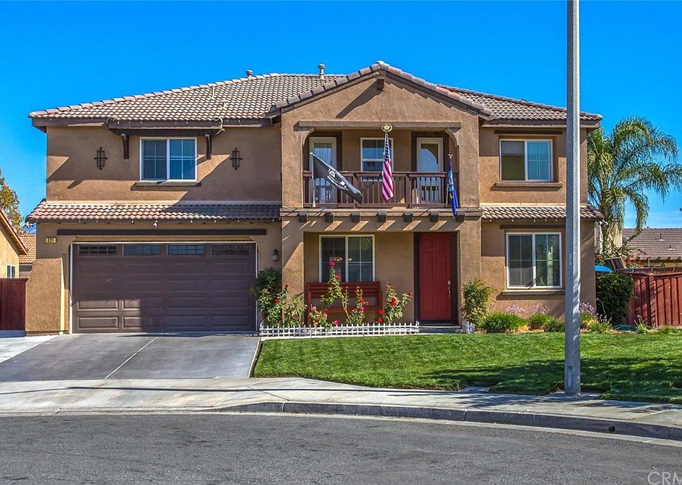 1st image of 321 Canary Ct