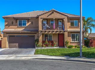 321 Canary Ct, San Jacinto, CA 92582