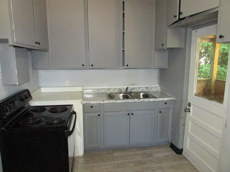 26 Burgess Ct — Photo 4