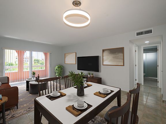 Virtually Staged, Living/Dinning area