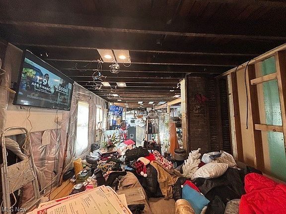 4th image of 3616 E 57th St
