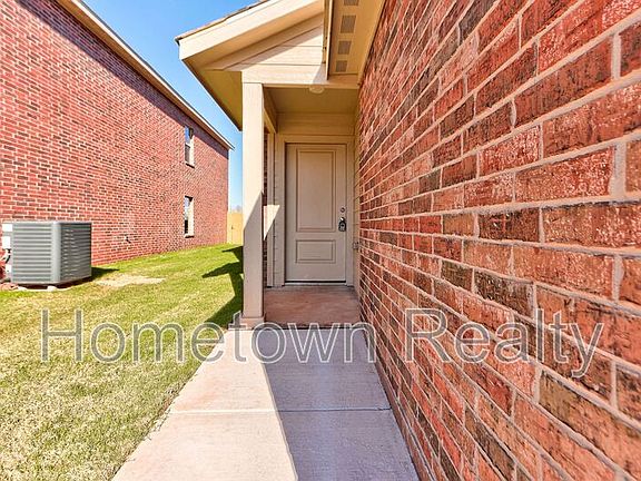 3rd image of 3303 NW 149th St